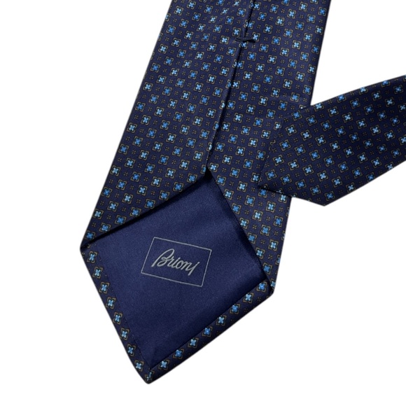 BRIONI XL Navy/Blue Geometric Floral Silk LUXURY Tie HANDMADE ITALY - Picture 4 of 4